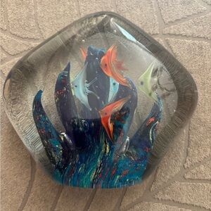 Under the sea feature paper weight